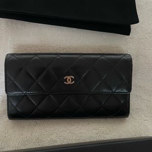 Chanel flap wallet